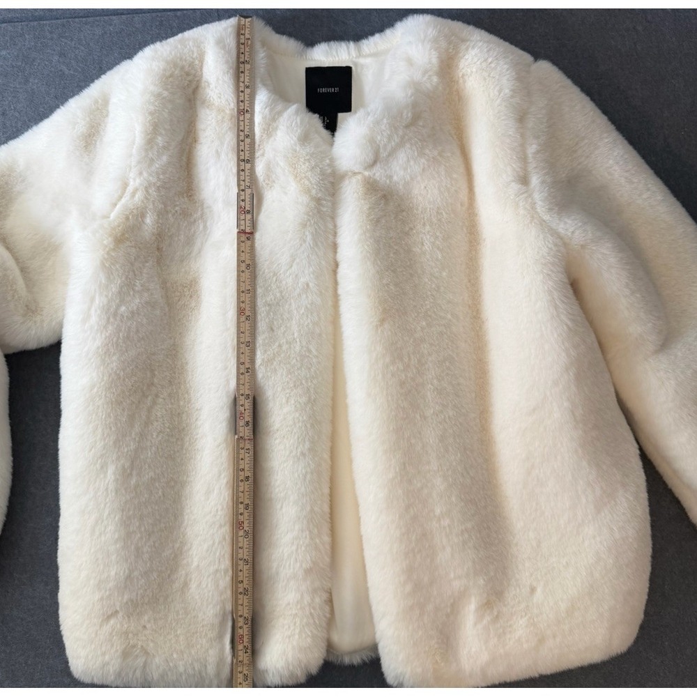 Y2K Glam Retro Mob Wife Indie Sleaze Twee Forever 21 Junior L Faux Fur Jacket - Picture 8 of 8